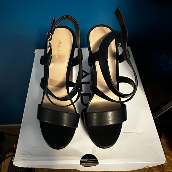 Aldo’s Digallon strappy heel sandals - Picture 5 of 6